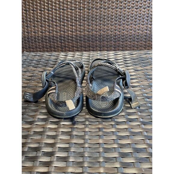 Chaco sandals, kid, size 3 - Picture 3 of 4